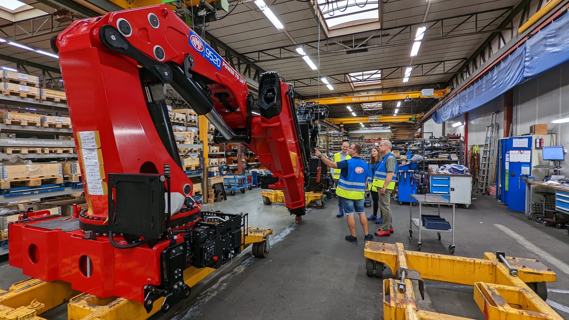 HMF Cranes: Loader cranes
